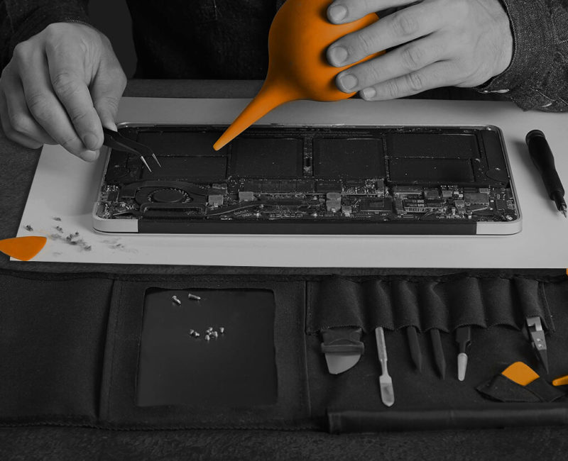 Laptop Reinigung
